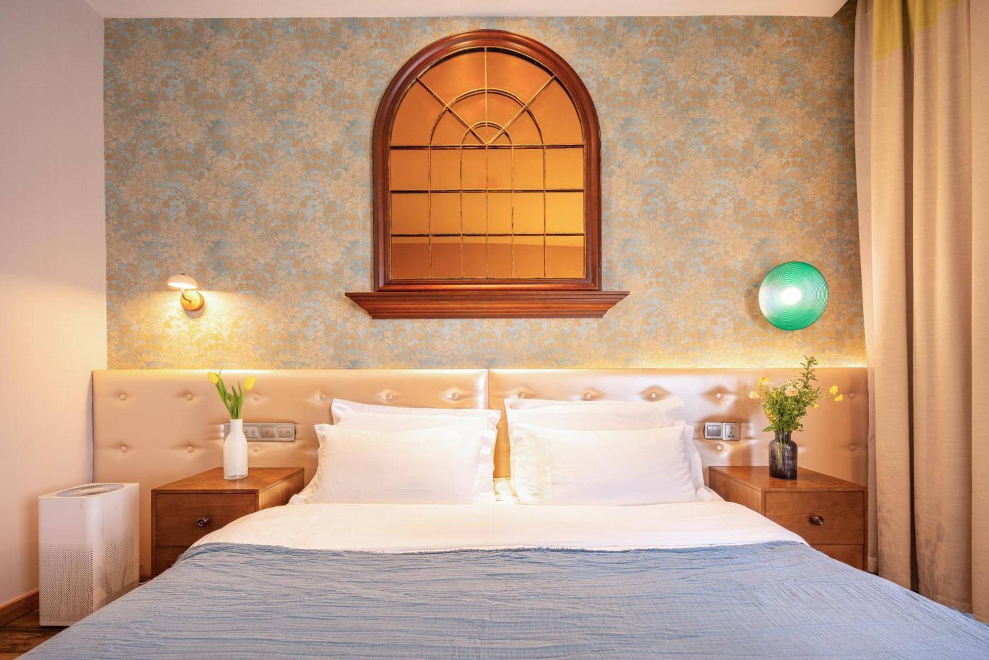 Kaiyue Hotel Zhongshan Road St Michael'S Cathedral And Zhanqiao Pier 青岛 外观 照片